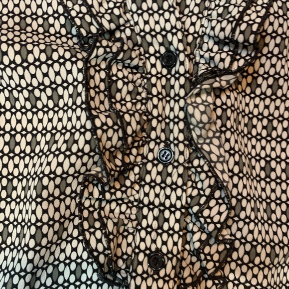 East 5th Blouse Ruffle Short Sleeve Size 1XG - Picture 3 of 9
